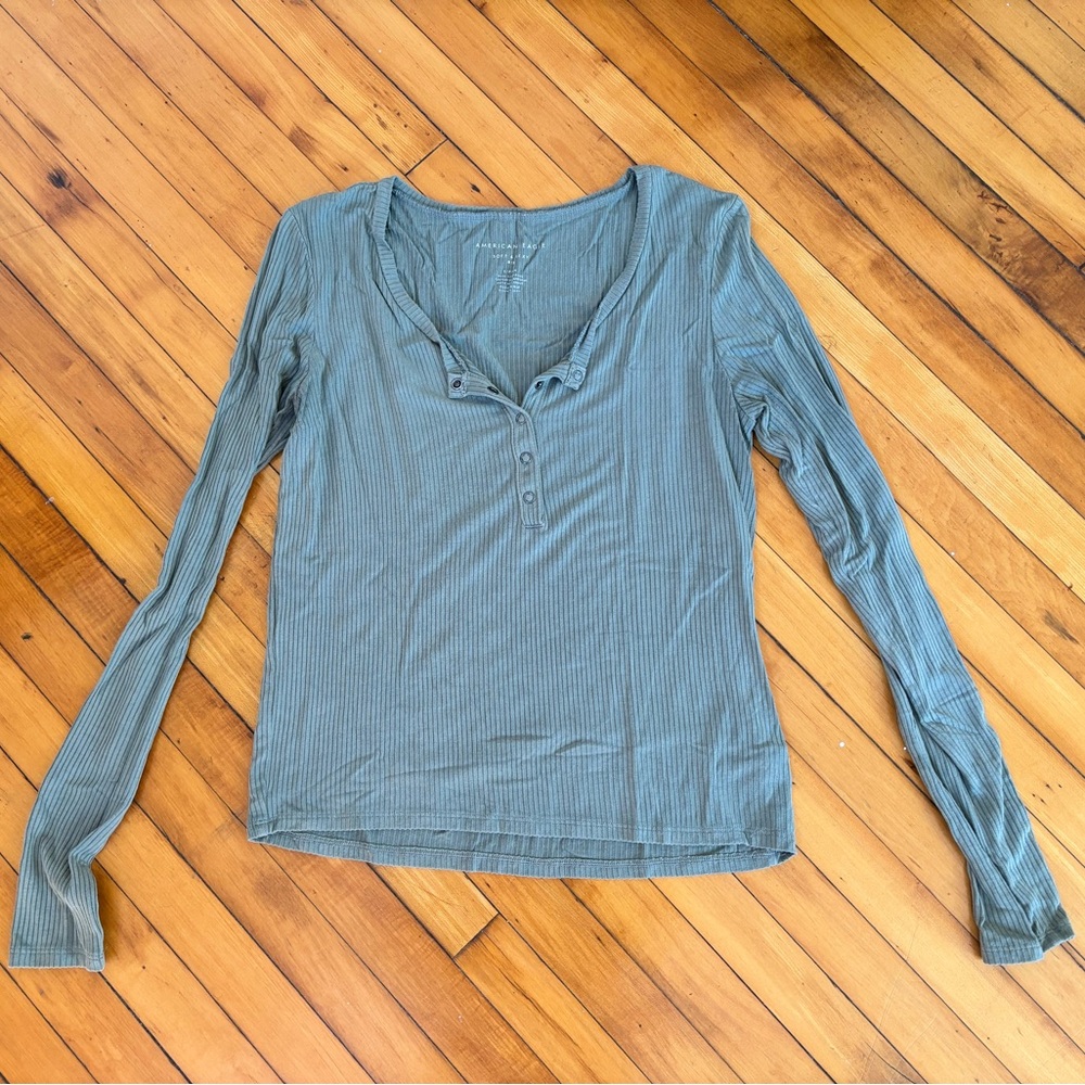 American Eagle Soft & Sexy Green Top